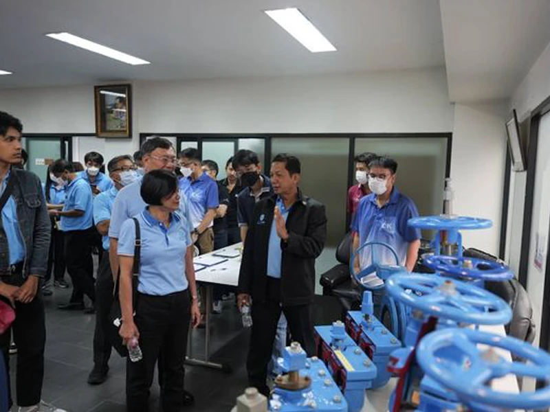 The Governor of MWA and executive team visited SCI Corporation Co., Ltd. and visited the production process of gate valve diameter 3,000 mm